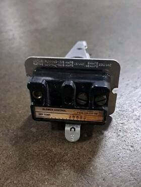 F214-11a-110-25 Cam-stat Limit Control With 3 Inch Insert Blower - Used
