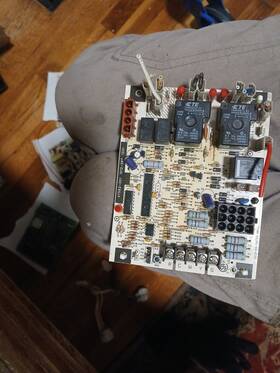 039673a Carrier 039673 Bryant Furnace Control Board 1012 Hsci