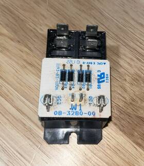 1193-83-100a Carrier 08-3282-00 08-3280-00 Board With Relay Used