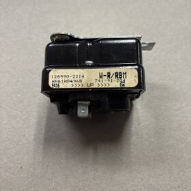 Carrier 128990-2214 Hn61hb496b Relay Used