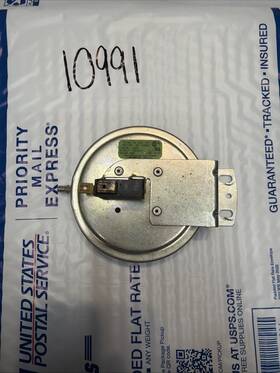 Fs6761-1560 Carrier 40405-005 Air Pressure Switch Tridelta Used Tested