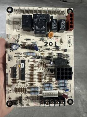 1162-201 Carrier 5310517 Source Furnace Control Board 201 Bryant Payne