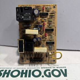 Ces0110063-00 Carrier Defrost Control Board