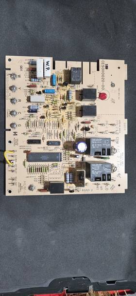 Cse0110020-00 Carrier Furnace Control Board