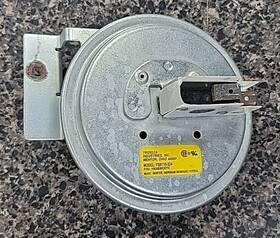 Carrier Fs6110-324 Oem Tridelta Hk06wc072 Furnace Pressure Switch Hvac Usa