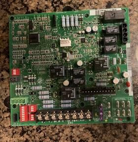 Cepl130456-01 Carrier Hk42fz0223205 Bryant Furnace Control Circuit Board