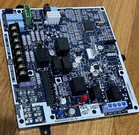 Hk42fz090 Carrier Control Board Hk42fz090 Carrier Control Board