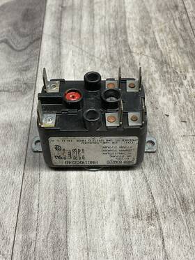 Carrier Hn61kk324 Pilot Duty Relay 277v 24v Coil #4006i18