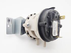 Dns2-1576-32 Cleveland Controls Dual Pressure Switch Ns2-1574-04 / Ns2-1575-22