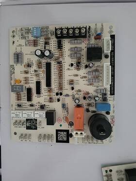 62-105217-01 Emerson 1194-250 Rheem Ruud Furnace Control Circuit Board