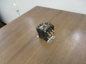 Furnas 42bf35ajasi Contactor 24v Coil 30a 600v With Aux Contact Used