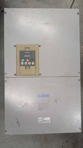 Js300-750hfu Hitachi Variable Frequency Drive - 100hp/75kw 460v Untested