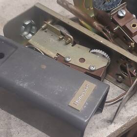 Honeywell 09/21/67 Hvac Mechanical Controls Metal Lot Of 4 Copper Probe