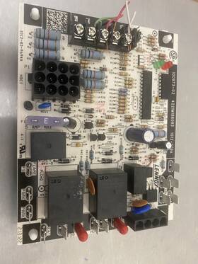 100973-02 Honeywell 1012-969a Lennox Armstrong Furnace Control Circuit Board