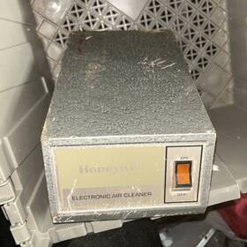 136397b Honeywell Electric Air Cleaner Power Supply Model