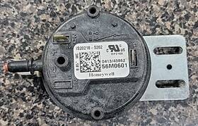 56m0601 Honeywell Oem Lennox Furnace Pressure Switch Hvac Usa Seller Free