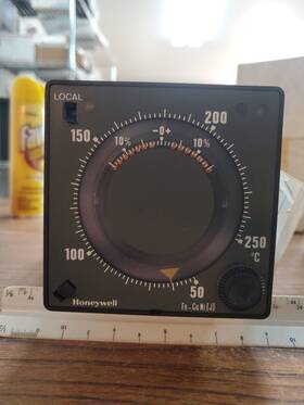 8405-70-60000-298-4-00 Honeywell Class 84 Controller Vr9