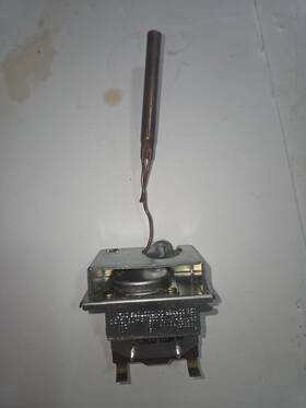 L1080d Honeywell 1036 2 Thermostats