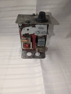 R4166b Honeywell 1106 2 Aquastat/primary Control
