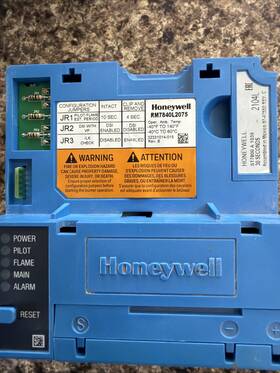 Rm7840l2075 Honeywell With Uv Flame Amp And 30 Second Purge Card