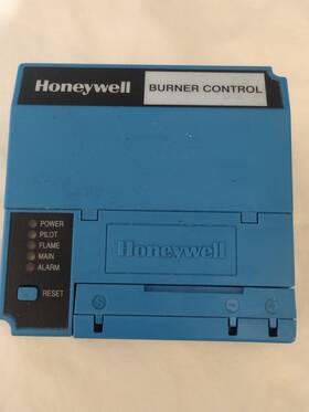 Rm7897 Honeywell Rm7987 A 1002 Burner Control Complete System Tested Working