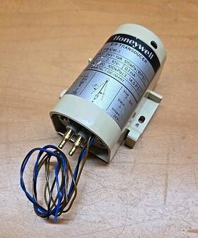 Rp7517b1016-1 Honeywell Rp7517b1016 E/p Transducer Bmc 19