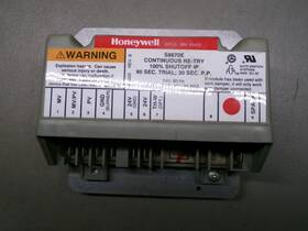S8670e1007 Honeywell Furance Pilot Continuous Ignition Control S8670e1007 Honeywell Furance Pilot Continuous Ignition Control