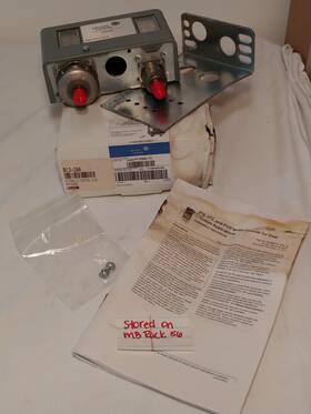 P170sa-1c Johnson Controls Dual Pressure Control 2 Spdt