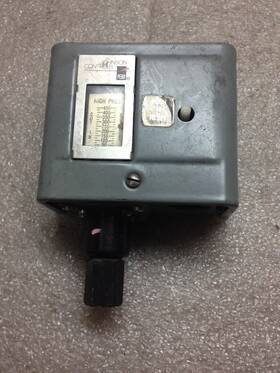 P70ka-7 Johnson Controls 50-450 Psi Pressure Lockout Control With Manual Reset