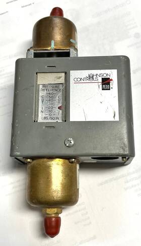 Johnson Controls P74fa-1c Penn P74fa-1 Differential Pressure Cont. Replacement-