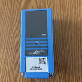 Johnson Controls S352aa-2c Pressure Stage Module Wall Or Din Rail Spdt 24v