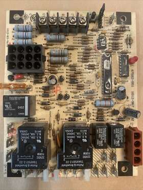 1012-83-967a Lennox Furnace Control Board 47582-001