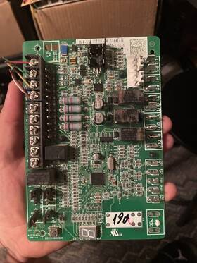 103369-04 Lennox Ac Unit Control Board 1184-501
