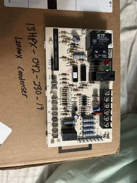 13hpx-042-230-19 Lennox Condenser Control Board