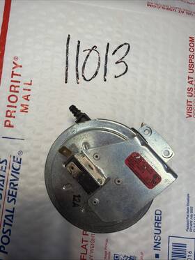 Fs7041-3081 Lennox Oem 80k3001 Air Pressure Switch