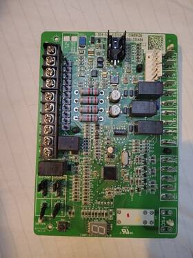 Lennox Xp21-048-230-05 Condenser Control Board