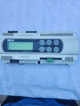 Pc02mq0bs0 Mcquay Microtech Ii Chiller Control Board 2006 Hvac Controller Pc02mq0bs0 Mcquay Microtech Ii Chiller Control Board 2006 Hvac Controller