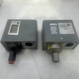 Penn P70ca-64c 1/4 Inch Female Npt For Ammonia Or Feron Used X 2
