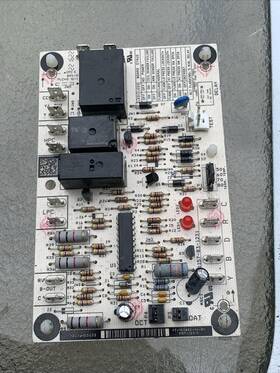 47-102684-14-01 Rheem 1157-83-1231 Ruud 1157-123-1 Defrost Control Board 47-102684-14-01 Rheem 1157-83-1231 Ruud 1157-123-1 Defrost Control Board