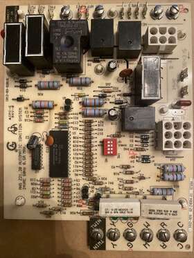 1012-83-9201b Rheem 62-24084-01 Ruud Furnace Control Board