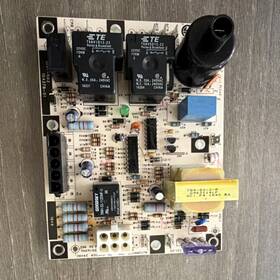 784-82-2-r Te Lennox Hvac Furnace Control Board 30a 240vac