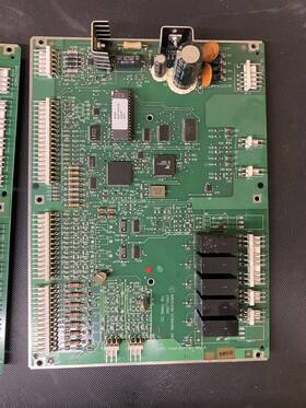 X13650558-01 Trane American Standard 6400-0971-01 Circuit Board Rev A Used