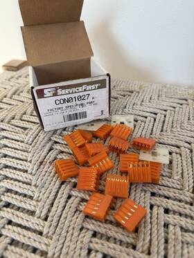 Con01027 Trane Lot Of Orange Receptacle Connectors 5 Ckt 18 Awg