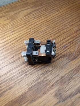21d13200p22 Trane Kum-1078 Control Relay