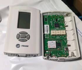 X13790822-01 Trane X13790822 Lot Of 2 Wireless Oem Rev G Thermostat Hvac Display Sensor