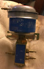 V-6135-3 Johnson Controls Air Switching Valve