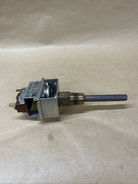 White-rodgers 11b81-003 Aquastat Limit Control 120 Vac 1/2 Inch Well