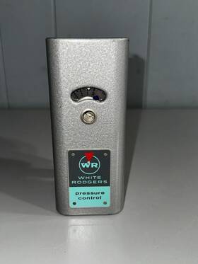 1204-5 White-rodgers Steam Pressure Control Switch - Tested