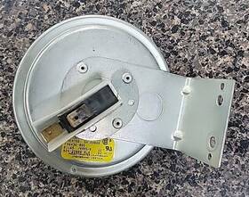 024-25006-010 York Oem Tridelta Furnace Pressure Switch Hvac Usa Seller Free
