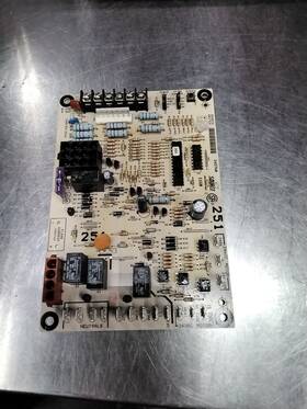 1162-83-251a York Used Control Board For Furnace Pt# Free Shipping